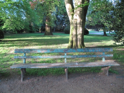 Seat at Albert Park from Steventon Railway Station