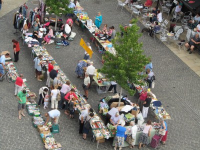Alzheimers White Elephant Stall