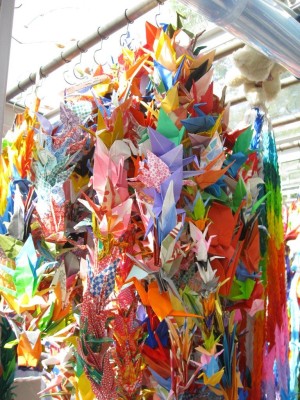 1200+ paper cranes