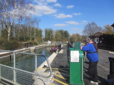 Abingdon Lock with boat