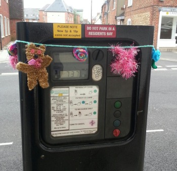 Abingdon Yarn Bombing