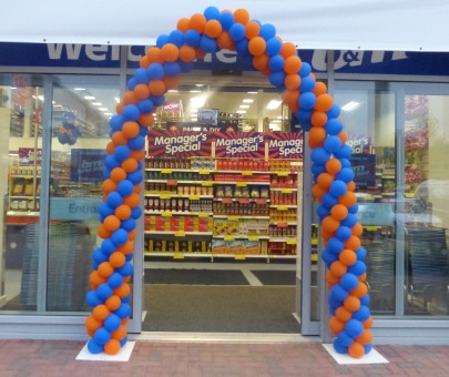 New Store Opens at Fairacres