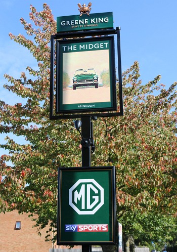 Midget Pub