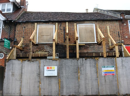 Abingdon Broken Windows