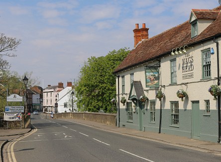 Abingdon Bridge on Easter Sunday