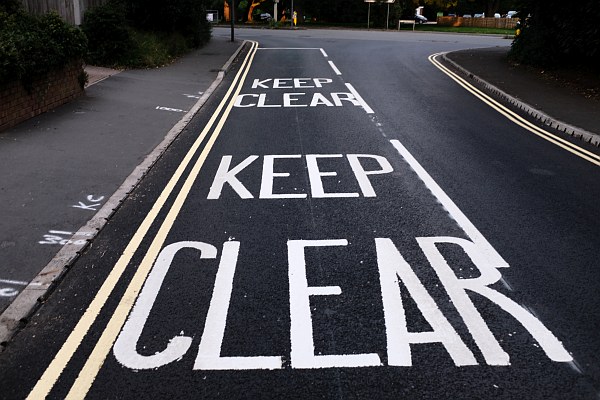New Road Markings on the Northcourt Road