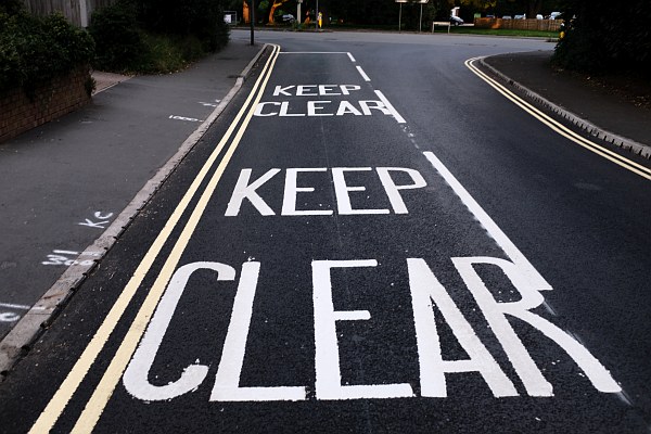 New Road Markings on the Northcourt Road