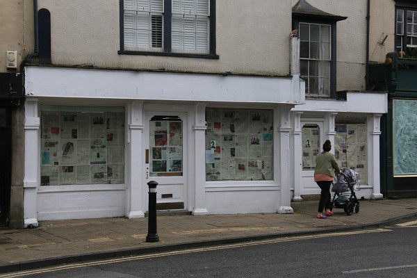 Dogs to get Abingdon coffee shop and hair salon